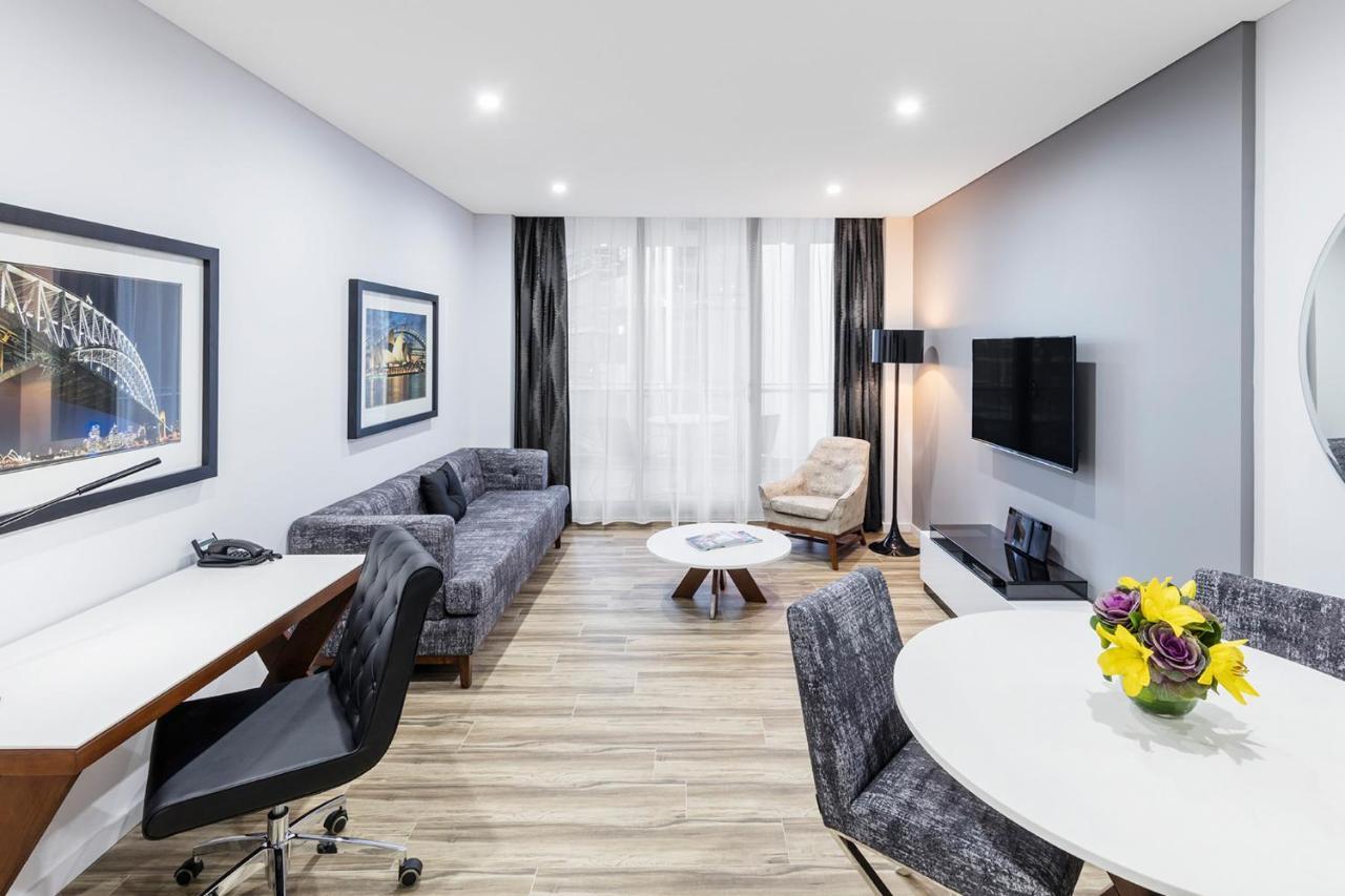 Meriton Suites Mascot Central Сидней Экстерьер фото